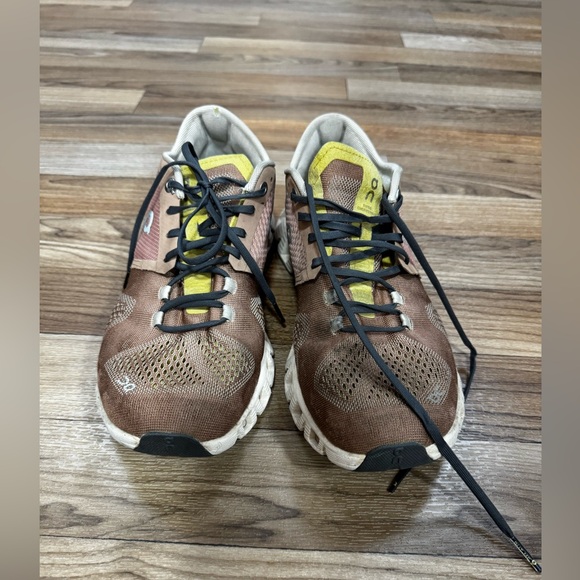 On women’s cloud X Running Shoes Mocha/Sand size 8/39 preowned condition - Picture 2 of 11
